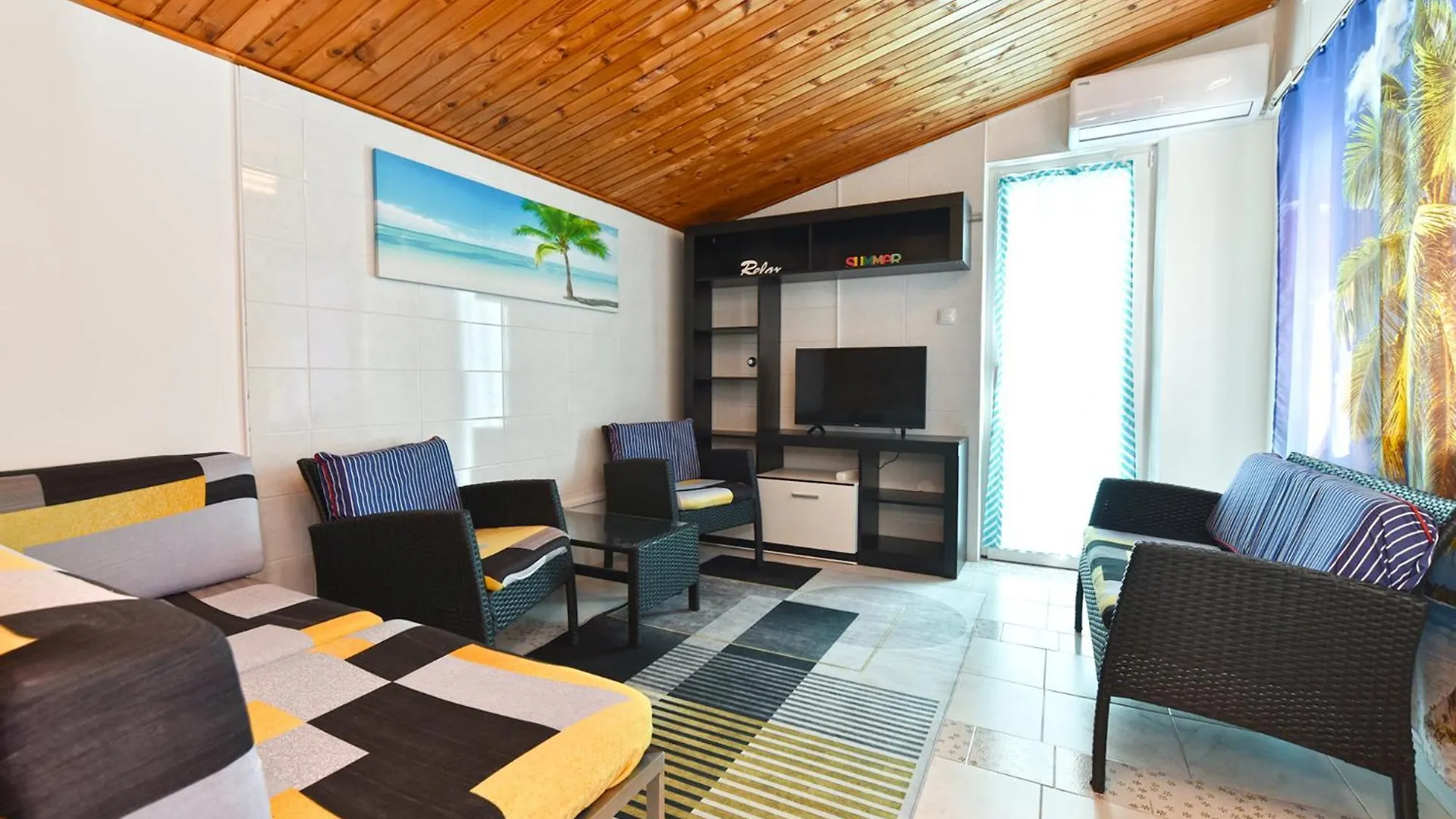 Apartments Mala Vala 925 - Adapted Fažana
